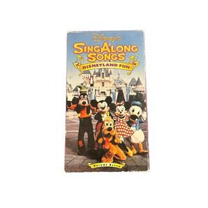 Disney’s Sing Along Songs Disneyland Fun Volume 7 VHS Tape